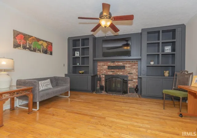Photo 3 of Manufactured home for sale at 7351 Old State Rd, Evansville, IN 47710 | MLS# 202635907 | Listing updated on 2026-09-15