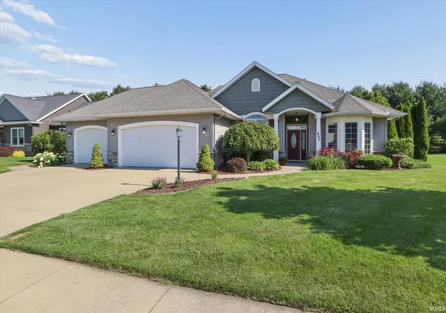 Photo 2 of Manufactured home for sale at 905 Deerstone Dr, Goshen, IN 46526 | MLS# 202635918 | Listing updated on 2026-09-01
