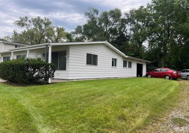 Photo 2 of Sale Pending at 1854 N Elmer St, South Bend, IN 46628 | MLS# 202635926 | Listing updated on 2026-09-22