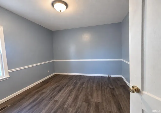 Photo 3 of Manufactured home for sale at 1507 Jackson Ave, Evansville, IN 47714 | MLS# 202635936 | Listing updated on 2026-10-12