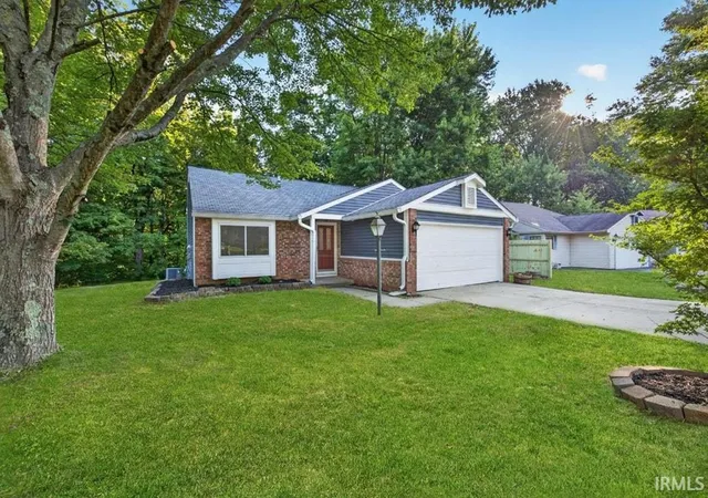 Photo 1 of Manufactured home for sale at 3824 W Woodmere Way, Bloomington, IN 47403 | MLS# 202635944 | Listing updated on 2026-09-18