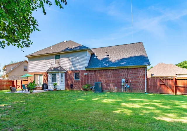 Photo 2 of Manufactured home for sale at 10788 E English Ct, Newburgh, IN 47630 | MLS# 202635945 | Listing updated on 2026-09-10