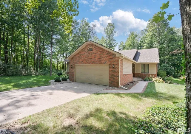 Photo 2 of Condo for sale at 3295 Woodhaven Trl, Kokomo, IN 46902 | MLS# 202635946 | Listing updated on 2026-09-02