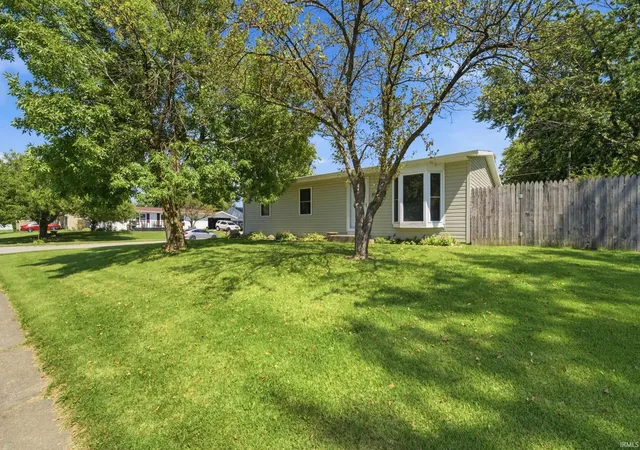Photo 2 of Manufactured home for sale at 1013 Beaumont Dr, Lafayette, IN 47905 | MLS# 202635950 | Listing updated on 2026-09-02