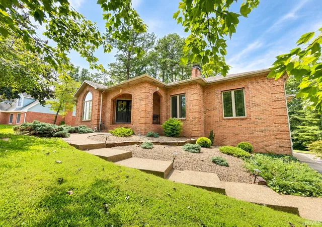 Photo 1 of Sale Pending at 12512 Red Gate Rd, Evansville, IN 47725 | MLS# 202635951 | Listing updated on 2026-09-08