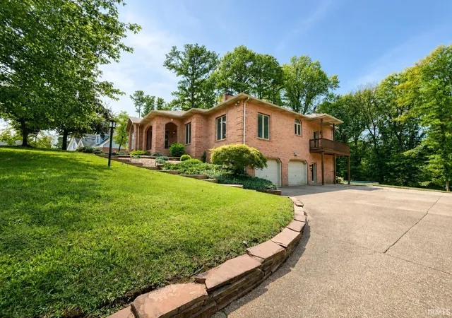 Photo 2 of Sale Pending at 12512 Red Gate Rd, Evansville, IN 47725 | MLS# 202635951 | Listing updated on 2026-09-08