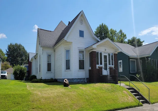 Photo 1 of Sale Pending at 216 Ne 9th Street, Washington, IN 47501 | MLS# 202635952 | Listing updated on 2026-09-11