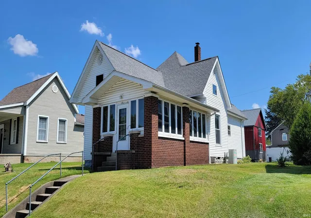 Photo 2 of Sale Pending at 216 NE 9th Street, Washington, IN 47501 | MLS# 202635952 | Listing updated on 2026-09-11