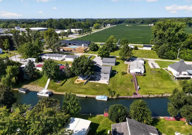 Photo 3 of Sale Pending at 28 Ems W28 Ln, North Webster, IN 46555 | MLS# 202635953 | Listing updated on 2026-10-05
