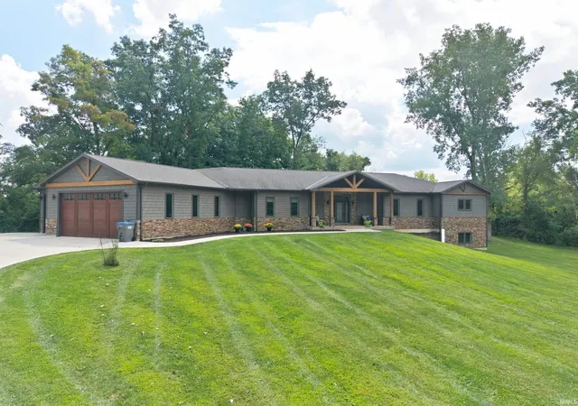 Manufactured home for sale at 106 Southfield Rd, Winona Lake, IN 46590 | MLS# 202635960