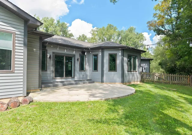 Photo 4 of Manufactured home for sale at 106 Southfield Rd, Winona Lake, IN 46590 | MLS# 202635960 | Listing updated on 2026-10-05