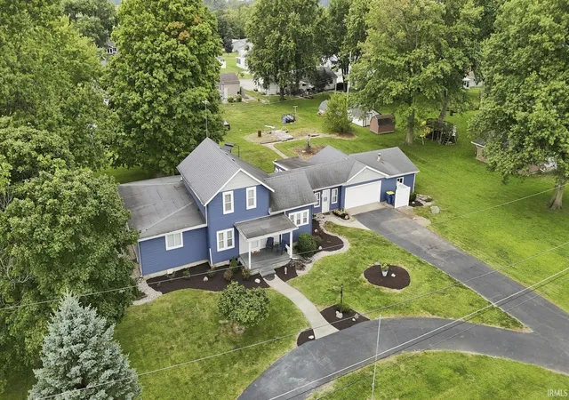 Photo 3 of Sale Pending at 1988 S 300 East, Bluffton, IN 46714 | MLS# 202635963 | Listing updated on 2026-09-16