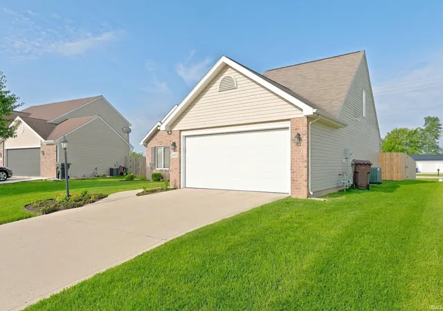 Photo 3 of Sale Pending at 608 River Rock Pass, Fort Wayne, IN 46814 | MLS# 202635977 | Listing updated on 2026-09-21