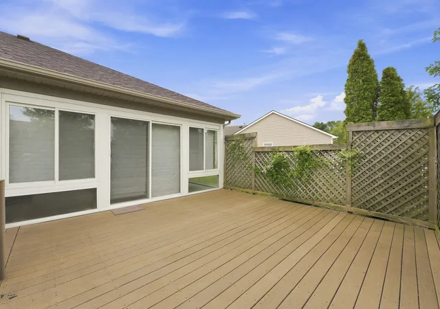 Photo 4 of Manufactured home for sale at 823 Willen Ln, Fort Wayne, IN 46818 | MLS# 202635980 | Listing updated on 2026-09-08
