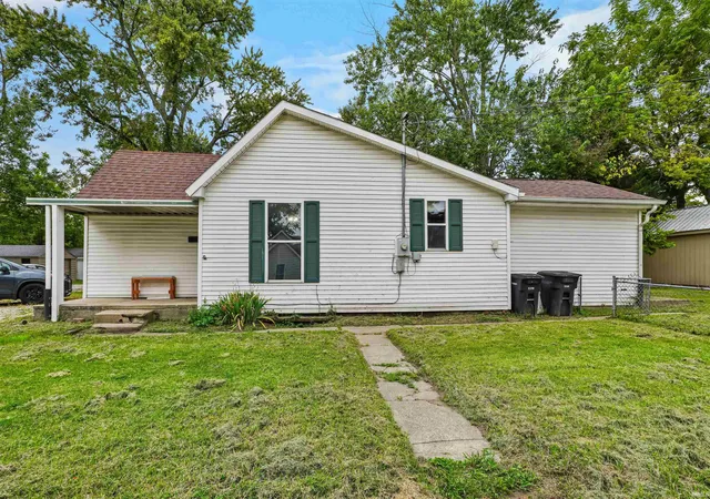 Photo 2 of Manufactured home for sale at 2320 Rogers St, Lafayette, IN 47905 | MLS# 202635988 | Listing updated on 2026-09-17