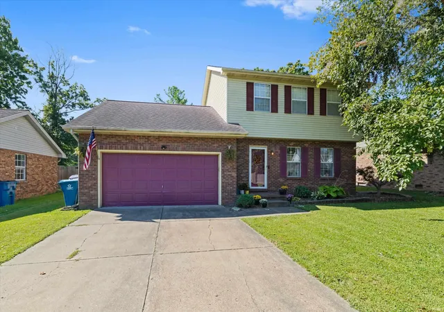 Photo 1 of Manufactured home for sale at 2901 Oakshire Dr, Evansville, IN 47711 | MLS# 202635989 | Listing updated on 2026-09-09