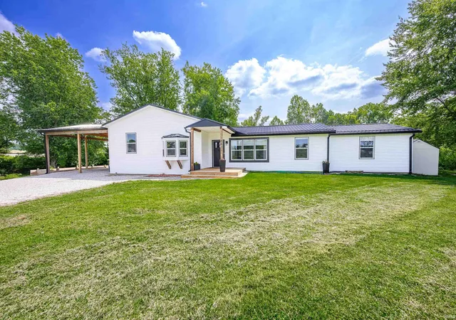 Photo 1 of Manufactured home for sale at 4625 W Gifford Rd, Bloomington, IN 47403 | MLS# 202635991 | Listing updated on 2026-09-04