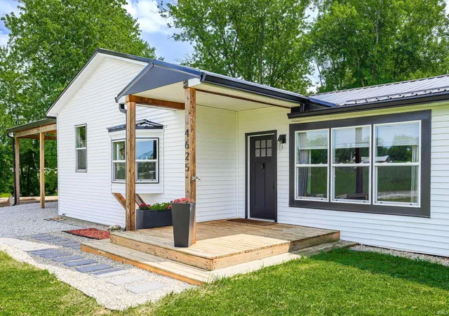 Photo 2 of Manufactured home for sale at 4625 W Gifford Rd, Bloomington, IN 47403 | MLS# 202635991 | Listing updated on 2026-09-04