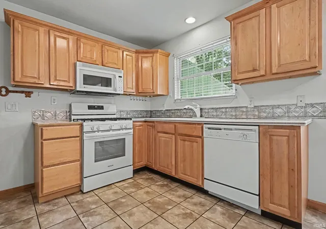 Photo 3 of Manufactured home for sale at 52917 Carol St, Bristol, IN 46507 | MLS# 202635996 | Listing updated on 2026-09-16