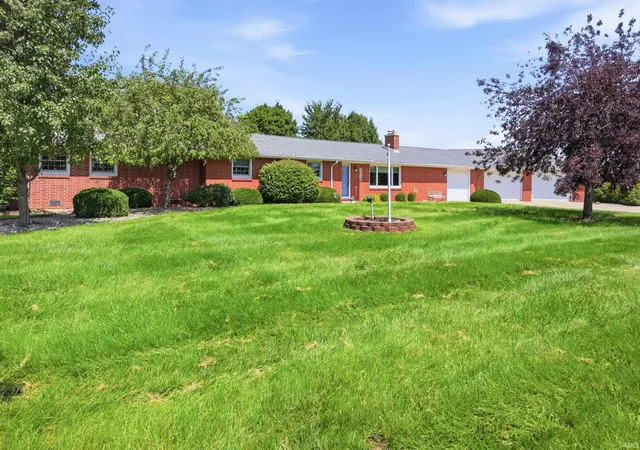 Photo 2 of Manufactured home for sale at 3010 W 38th Street, Anderson, IN 46011 | MLS# 202636000 | Listing updated on 2026-09-01