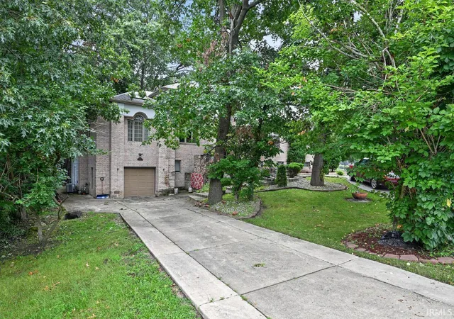 Photo 4 of Manufactured home for sale at 1925 Corby Blvd, South Bend, IN 46617 | MLS# 202636001 | Listing updated on 2026-09-11