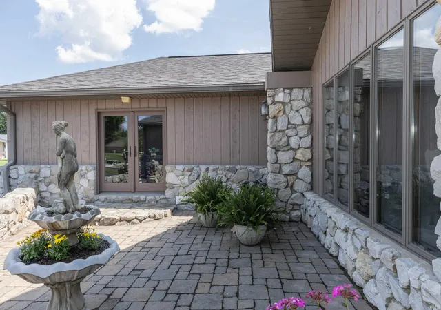 Photo 2 of Manufactured home for sale at 9999 Powers Dr, Newburgh, IN 47630 | MLS# 202636012 | Listing updated on 2026-09-02