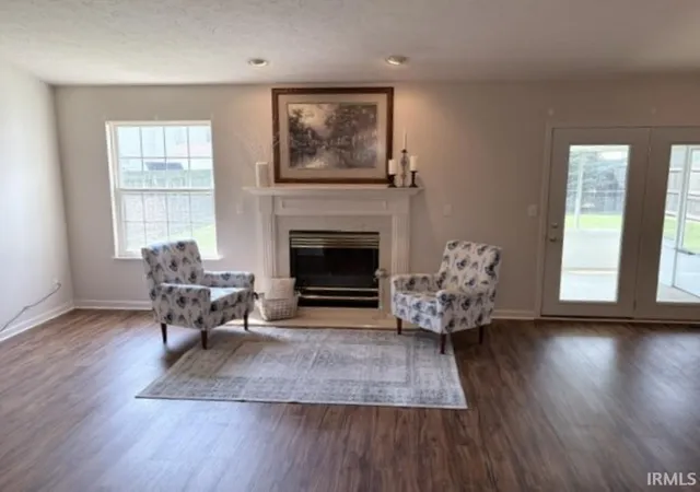 Photo 2 of Manufactured home for sale at 1009 Burr Oak Ct, Kokomo, IN 46901 | MLS# 202636016 | Listing updated on 2026-09-01