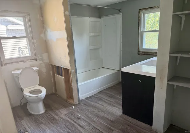 Photo 3 of Sale Pending at 1906 Roys Ave, Elkhart, IN 46516 | MLS# 202636023 | Listing updated on 2026-09-14