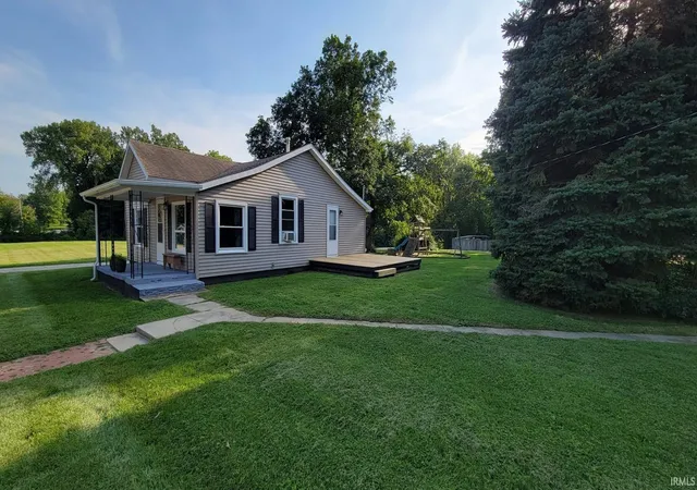 Manufactured home for sale at 603 N Grover St, Warren, IN 46792 | MLS# 202636040