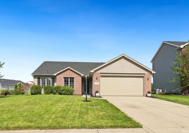 Photo 1 of Sale Pending at 12428 Butterbrook Ln, Fort Wayne, IN 46818 | MLS# 202636051 | Listing updated on 2026-09-08