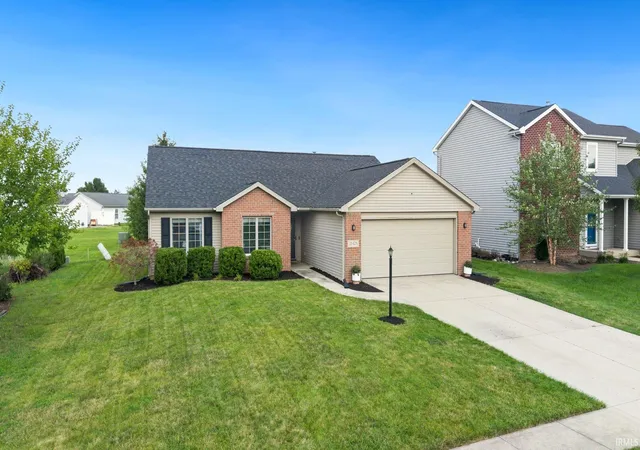 Photo 3 of Sale Pending at 12428 Butterbrook Ln, Fort Wayne, IN 46818 | MLS# 202636051 | Listing updated on 2026-09-08