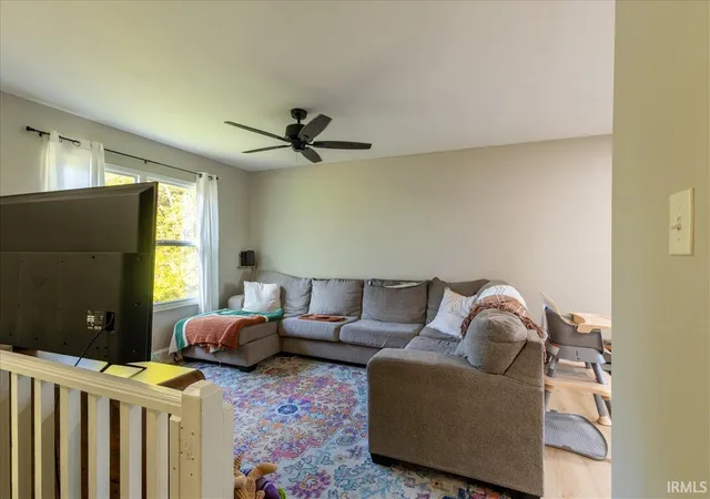 Photo 3 of Manufactured home for sale at 7355 Oakpark Dr, Newburgh, IN 47630 | MLS# 202636066 | Listing updated on 2026-09-02