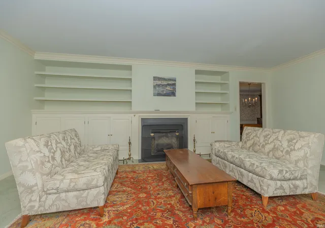 Photo 4 of Sale Pending at 2308 Bayard Park Dr, Evansville, IN 47714 | MLS# 202636073 | Listing updated on 2026-09-04