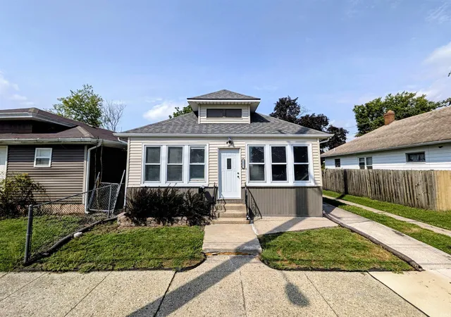 Photo 2 of Manufactured home for sale at 2617 Dunham St, South Bend, IN 46619 | MLS# 202636075 | Listing updated on 2026-09-14