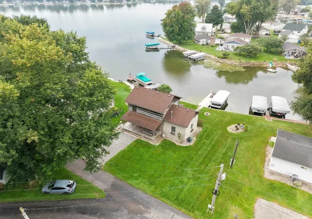 Photo 3 of Manufactured home for sale at 600 Ln 136 Turkey Lake, Hudson, IN 46747 | MLS# 202636076 | Listing updated on 2026-09-02