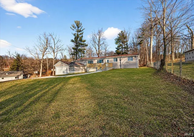 Photo 3 of Manufactured home for sale at 576 N Hartstrait Rd, Bloomington, IN 47404 | MLS# 202636084 | Listing updated on 2026-09-02