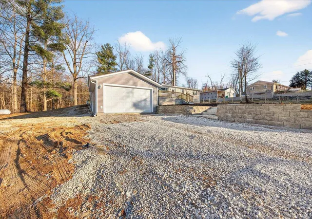 Photo 3 of Manufactured home for sale at 576 N Hartstrait Rd, Bloomington, IN 47404 | MLS# 202636084 | Listing updated on 2026-09-02