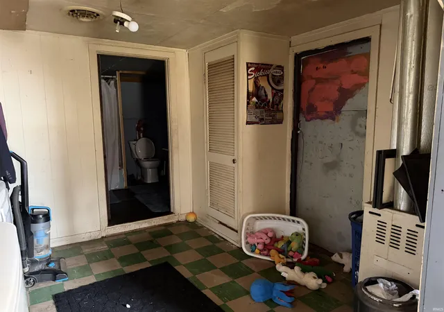 Photo 3 of Manufactured home for sale at 237 E 11th Street, Jonesboro, IN 46938 | MLS# 202636090 | Listing updated on 2026-09-02