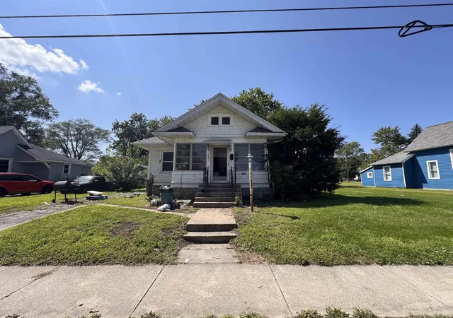 Photo 1 of Sale Pending at 1609 N Webster St, Kokomo, IN 46901 | MLS# 202636093 | Listing updated on 2026-09-06