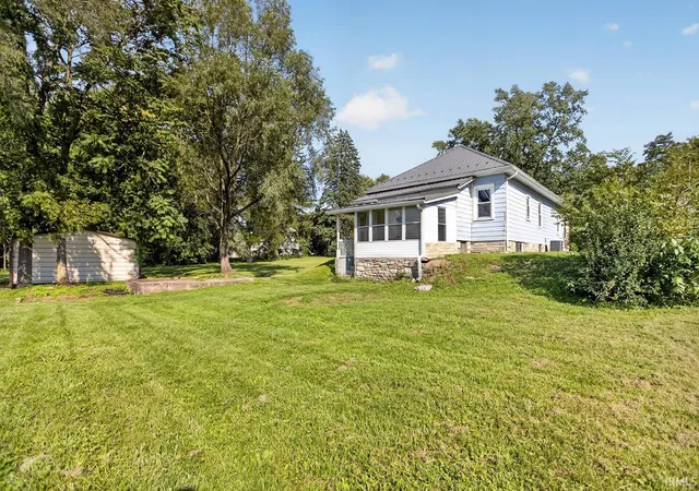 Photo 3 of Manufactured home for sale at 150 Cirle Dr, Huntington, IN 46750 | MLS# 202636100 | Listing updated on 2026-09-24