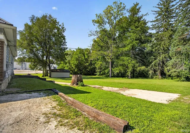 Photo 4 of Manufactured home for sale at 150 Cirle Dr, Huntington, IN 46750 | MLS# 202636100 | Listing updated on 2026-09-24
