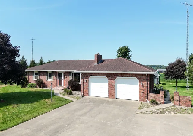 Photo 3 of Manufactured home for sale at 2378 S 425 East, Monticello, IN 47960 | MLS# 202636118 | Listing updated on 2026-09-16