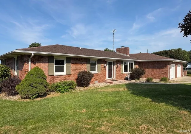 Photo 3 of Manufactured home for sale at 2378 S 425 East, Monticello, IN 47960 | MLS# 202636118 | Listing updated on 2026-09-16