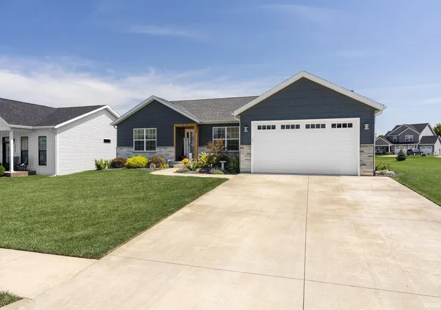 Photo 3 of Manufactured home for sale at 1831 Southridge Dr, Frankfort, IN 46041 | MLS# 202636123 | Listing updated on 2026-09-02