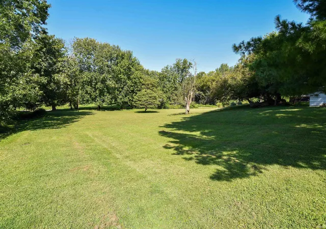 Photo 2 of Manufactured home for sale at 402 S Lincoln Ave, Rockport, IN 47635 | MLS# 202636124 | Listing updated on 2026-09-08