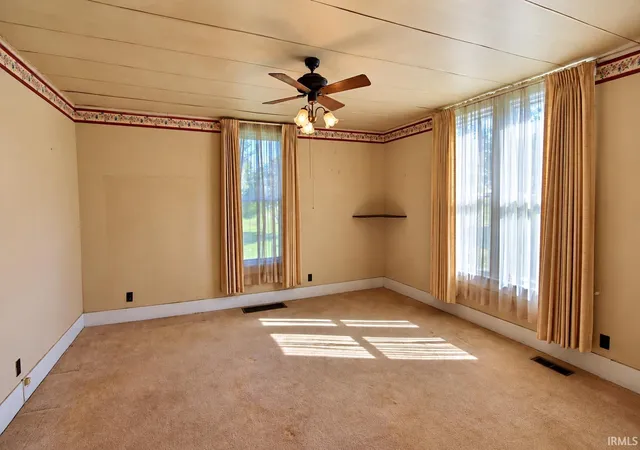 Photo 3 of Single family home for sale at 402 S Lincoln Ave, Rockport, IN 47635 | MLS# 202636124 | Listing updated on 2026-10-19
