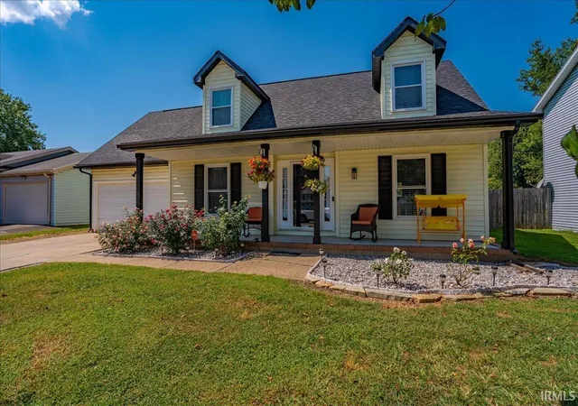 Photo 2 of Manufactured home for sale at 1721 Bonnie View Dr, Evansville, IN 47715 | MLS# 202636131 | Listing updated on 2026-09-03