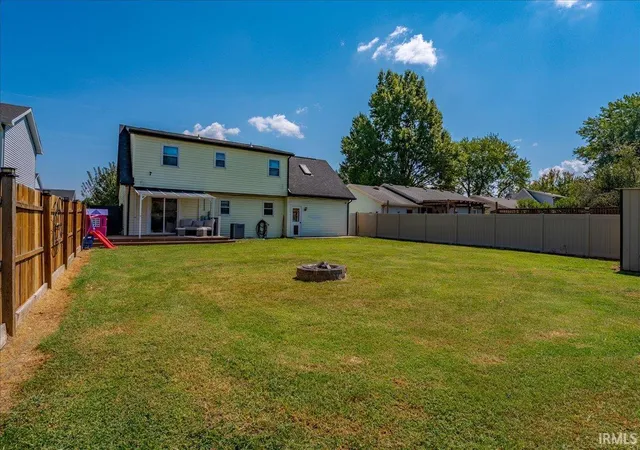 Photo 3 of Manufactured home for sale at 1721 Bonnie View Dr, Evansville, IN 47715 | MLS# 202636131 | Listing updated on 2026-09-03