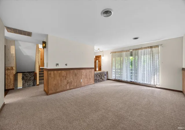 Photo 3 of Manufactured home for sale at 693 Forest Dr, Bloomfield, IN 47424 | MLS# 202636134 | Listing updated on 2026-10-06