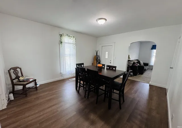 Photo 4 of Sale Pending at 617 S Locke St, Kokomo, IN 46901 | MLS# 202636138 | Listing updated on 2026-09-02